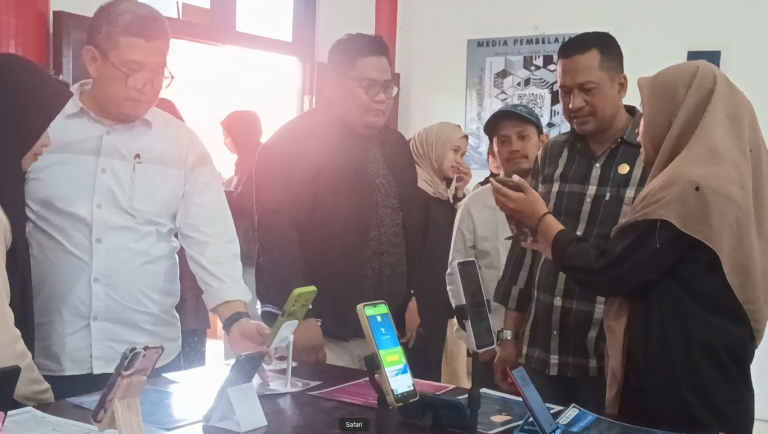 Pameran Aplikasi Pendekar: Bukti Kreativitas Mahasiswa PGSD Untad dalam Pengembangan Media Pembelajaran Digital